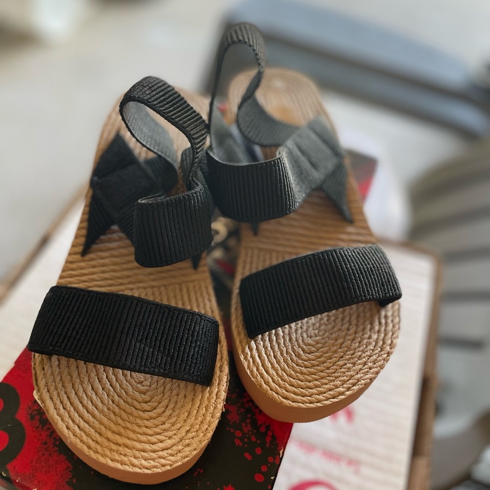 Kids Black Sandals